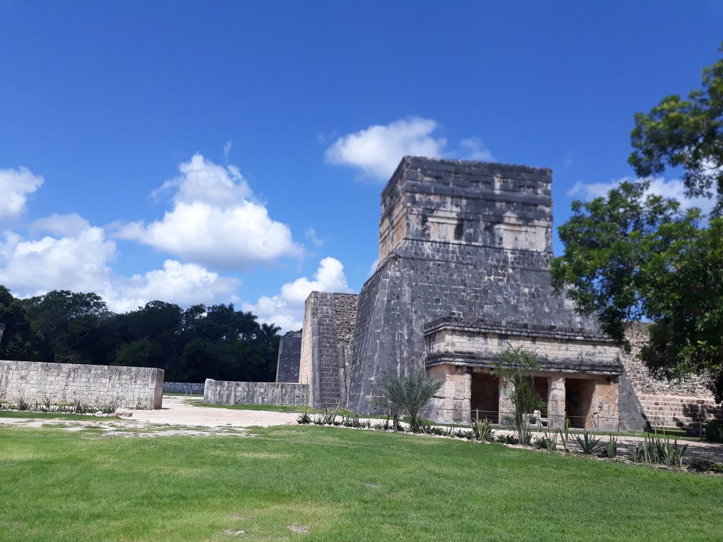 Day Trip from Cancun to Chichen Itza 2