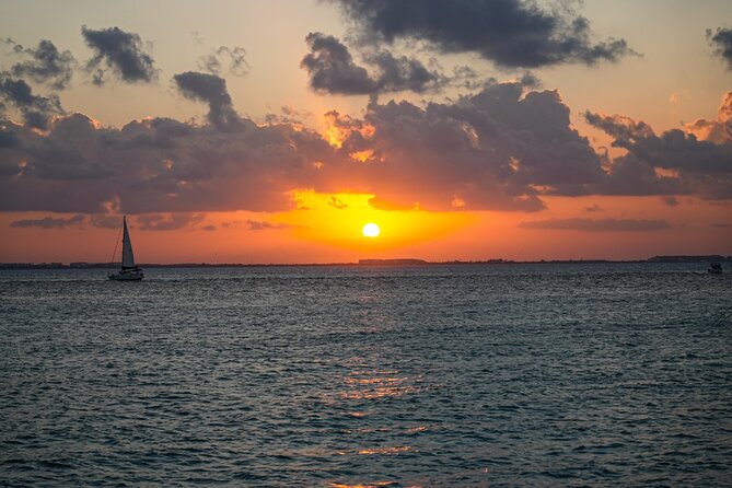 Sunset Cruise in Cancun 3